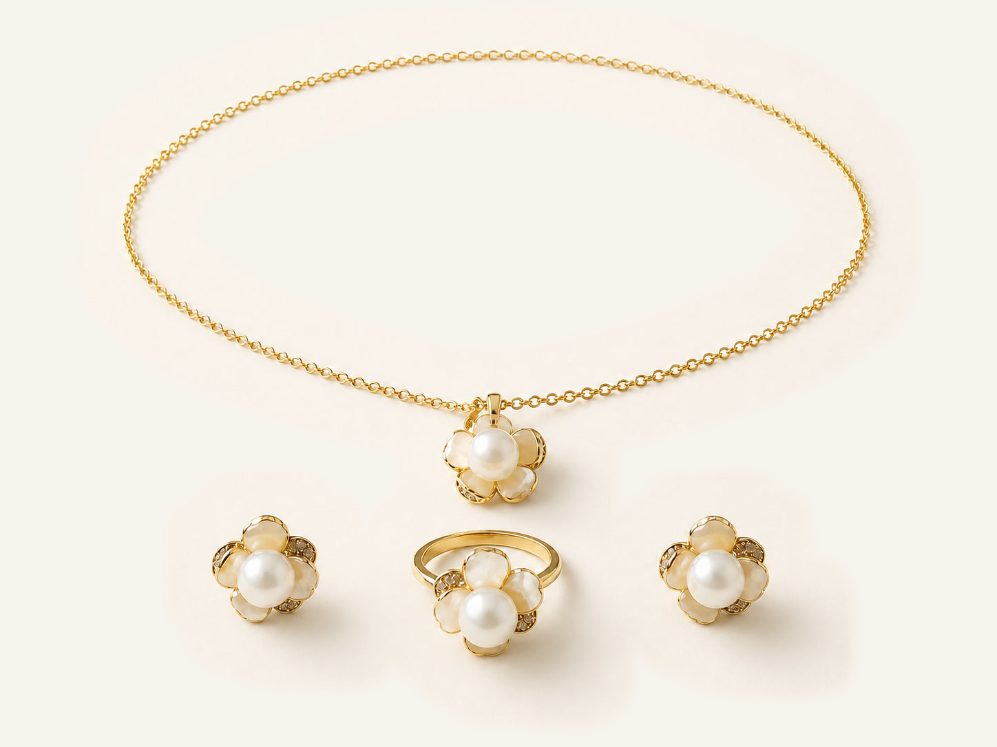 Four-Petal Cluster Set